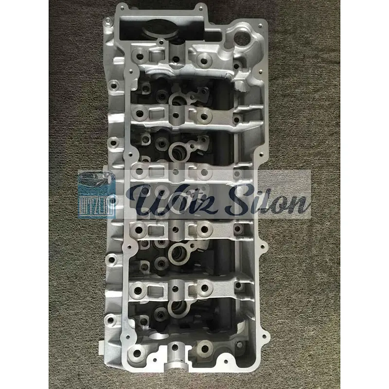 CYLINDER HEAD LAND ROVER TD5 LDF000890 / LDF500020 / LDF500170 / LR010073 / 908762 2.5 TDI  2001-