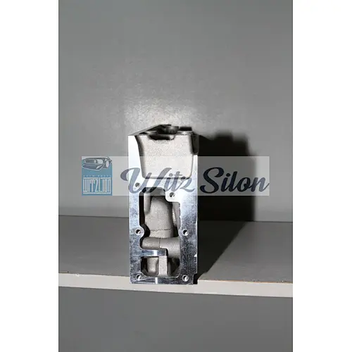 CYLINDER HEAD RENAULT R9 7702164346 / 7700715244 /  1.4L