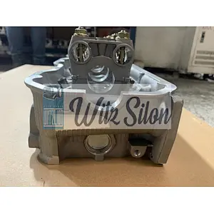 4ZD1 Cylinder Head 8971197611 8971197601 8941591920 AMC910510 for Isuzu 4ZD1