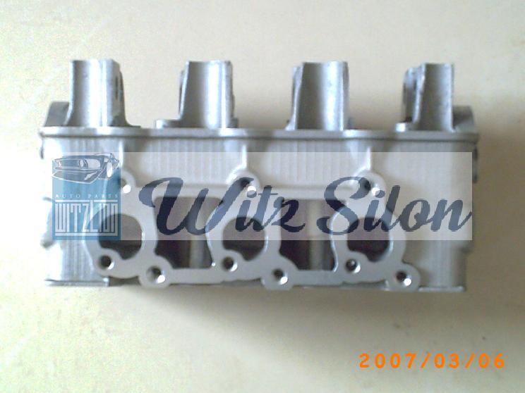 CYLINDER HEAD SUZUKI F8B (368Q) (3缸) 11110-73002 / 11110-78402 / 11110-73005 /  /  0.8L(796cc)