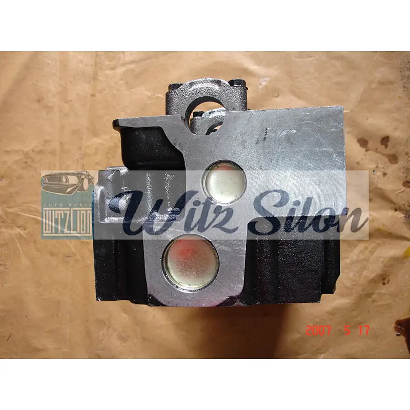TOYOTA 2L2 (new) 11101-54111 2.4D