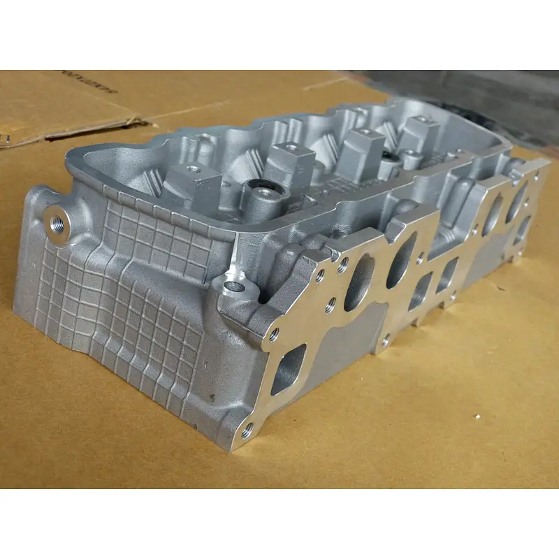 CYLINDER HEAD NISSAN K21/K25 11040-FY501 /  2.1D/2.5D  2000-
