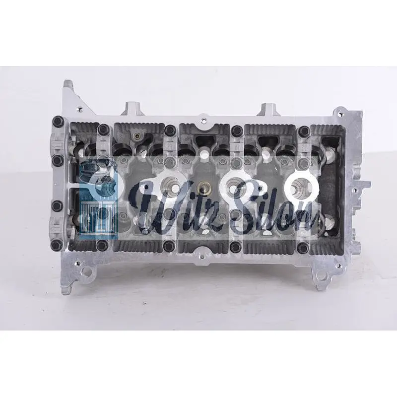 Cylinder Head B12 9048771 FOR CHEVROLET N300 N300P N200 9048771 Chevrolet N300 Cylinder Head Engine Parts