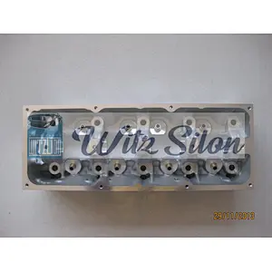 CYLINDER HEAD RENAULT K7J 7701468858 / 7701472681 /  1.4L CLIOⅡ