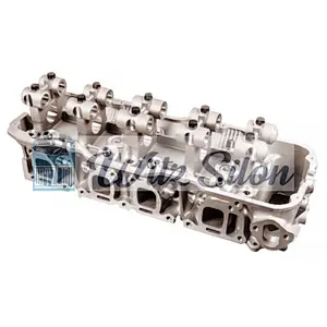 CYLINDER HEAD NISSAN Z24 (4 spark plug) CARBURATOR 11041-20G13 / 11041-13F00 / 11041-22G00 /  2.4L D21