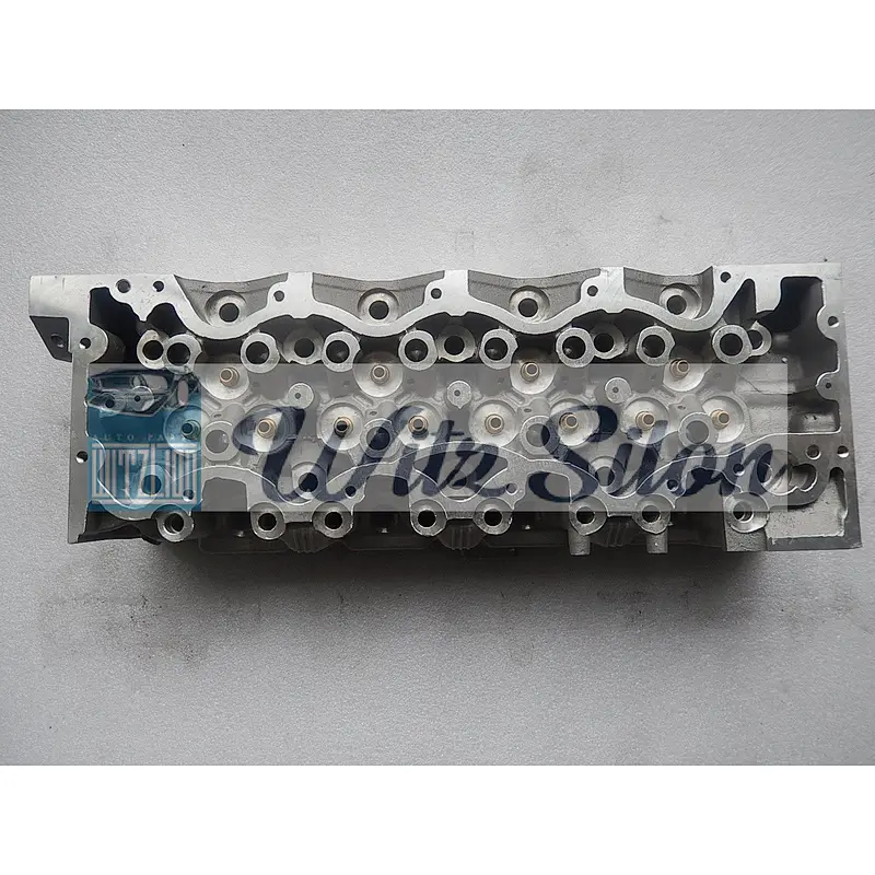 CYLINDER HEAD PEUGEOT DJ5  / 908530