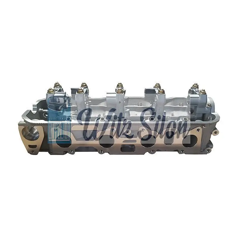 4ZD1 Cylinder Head 8971197611 8971197601 8941591920 AMC910510 for Isuzu 4ZD1