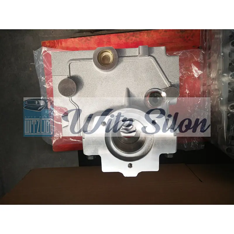 CYLINDER HEAD HYUNDAI D4EA 22100-27000 / 22100-27900 / 22100-27901 / 22100-27902 /  2.0 CRDI Elantra / Trajet Santa Fe / Avante