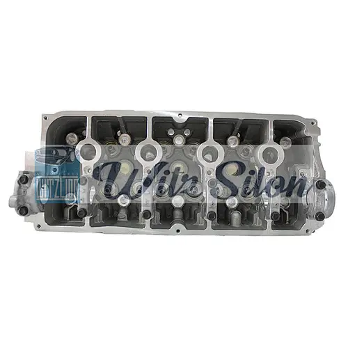 CYLINDER HEAD SUZUKI G13B 11110-82602 /  1.3L Carry /Vitara