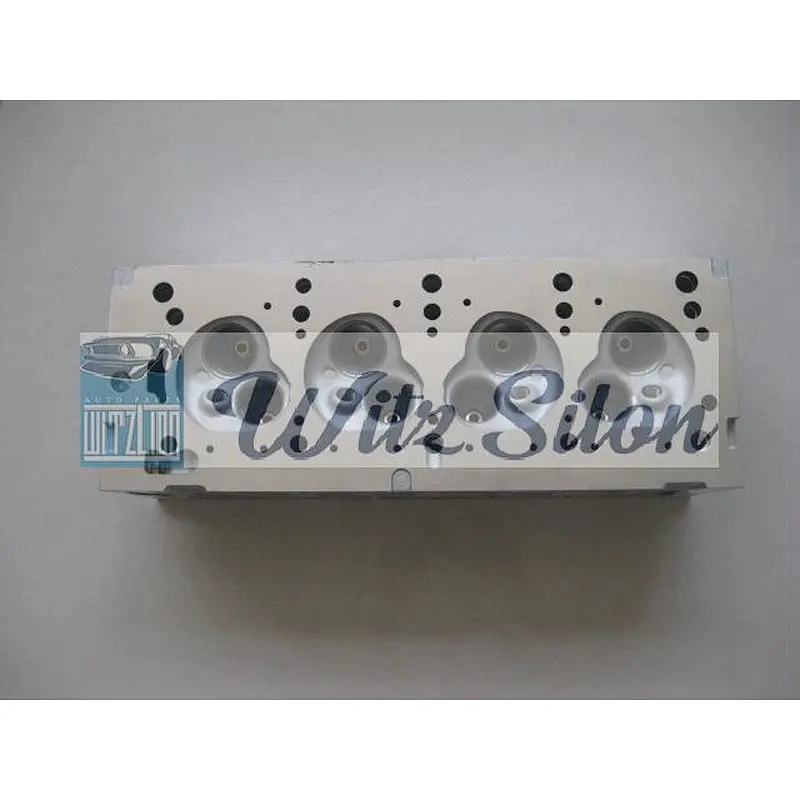 CYLINDER HEAD RENAULT K7M 7701468858 / 7701472681 /  1.4L MEGANI / R19