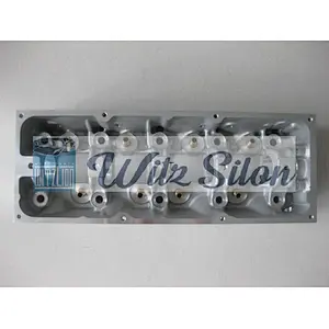 CYLINDER HEAD RENAULT E7J 8200476217 /  1.4L CLIO / YAN KANAL MEGANE R19