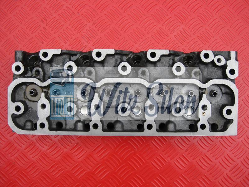 4JG2 4JG1 Engine Cylinder Head 8970863384 8970165047
