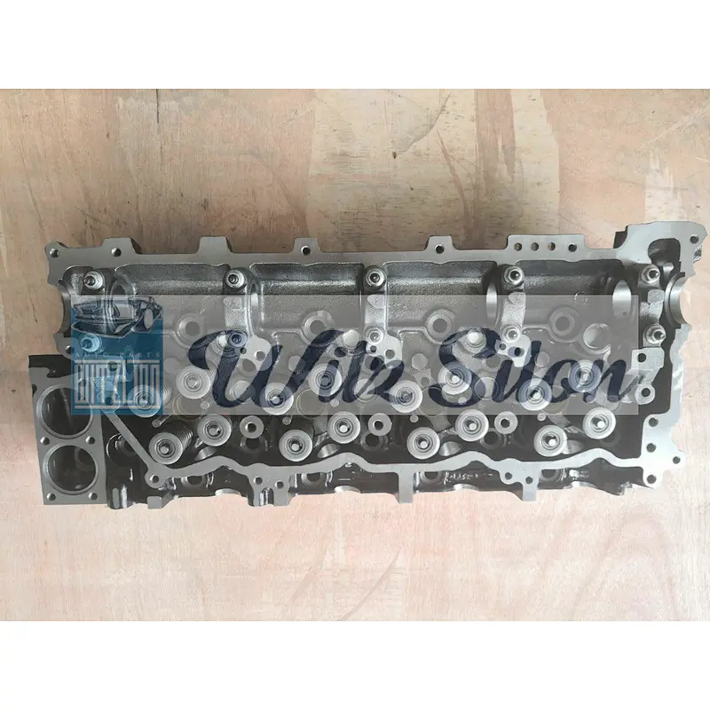 Hot Sale ISUZU 4HK1 8981706170 / 8973830411 / 8980083631 / 8980083636 5.2 NPR6SN HITACHI ZX200-3 1998- 16