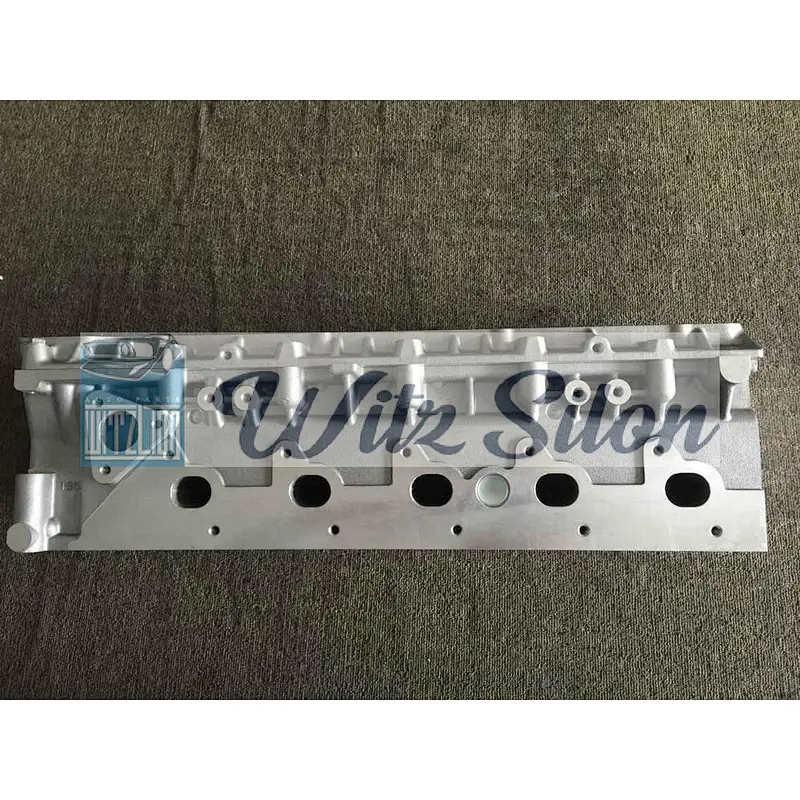 CYLINDER HEAD LAND ROVER TD5 LDF000890 / LDF500020 / LDF500170 / LR010073 / 908762 2.5 TDI  2001-