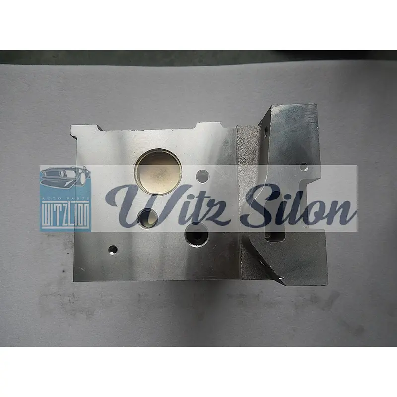CYLINDER HEAD PEUGEOT DJ5  / 908530