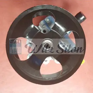 china products Power Steering Pump Car Parts 44310-60390 for Land Cruiser