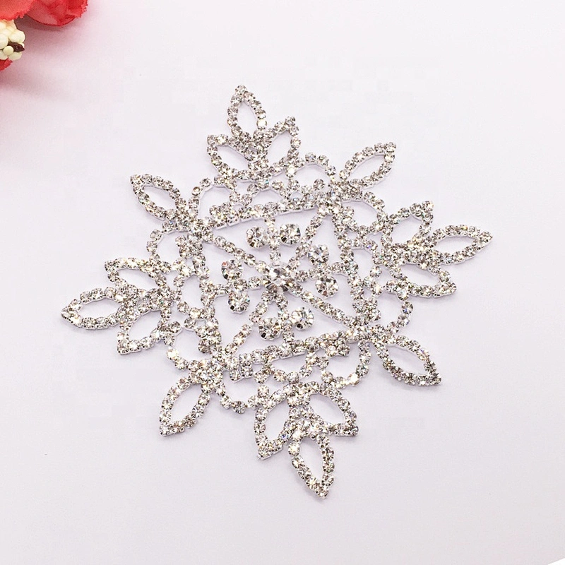 New arrival fashional bling rhinestone design soft flower type rhinestone applique piece