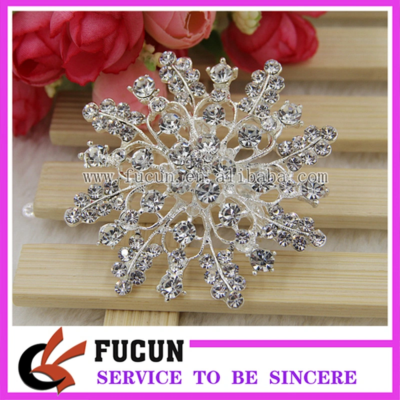 factory bulk flower crystal wedding jewelry gold plated rhinestone brooches for women decoration