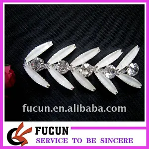 pattern rhinestone cup chain