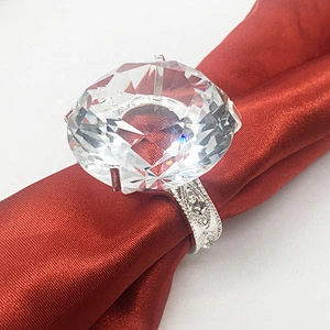 fashion metal holder crystal rhinestone diamond napkin ring for weddings