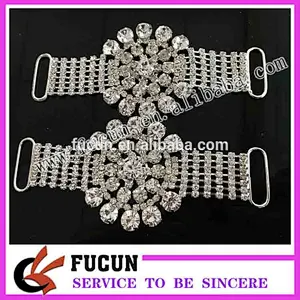 Guangzhou Fucun top quality 11.5cm clear crystal rhinestone bikini connector