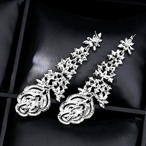 Stunning Gold Wedding crystal Rhinestone Earrings