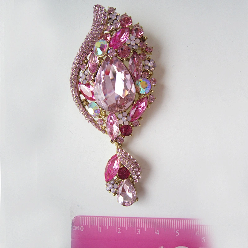 Latest design wholesale fancy pink large jewel brooch pin for dress decoration