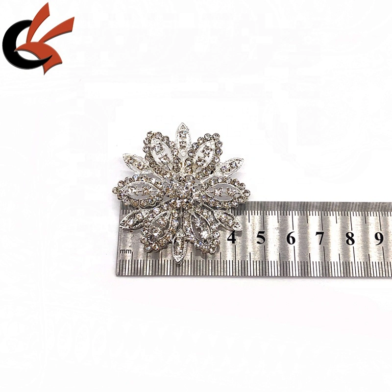 New Silver clear crystal rhinestone flower brooches