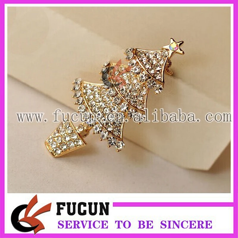 Rhinestone CHRISTMAS TREE BROOCH Pin Gold Tone X-MAS Jewelry