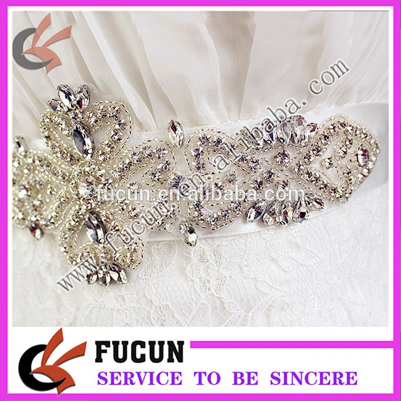 2018 new design bridal crystal rhinestone beaded applique for wedding dress