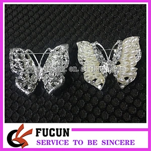 Wholesale Cheap Jeweled Ivory White Pearl Crystal Butterfly Wing Brooches