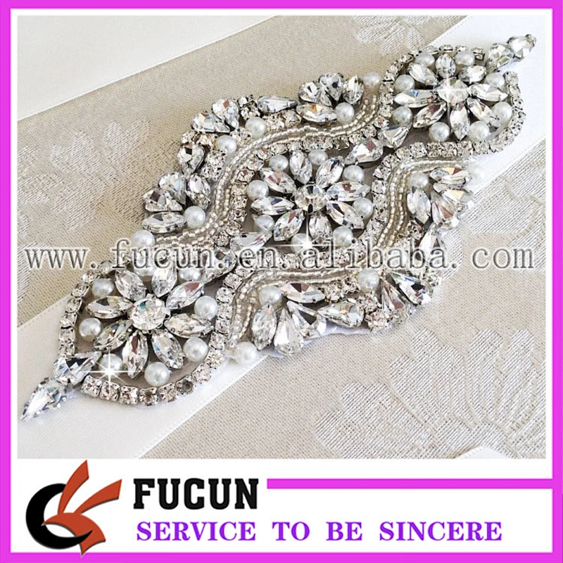 Hot sale hand rhinestone applique embroidery designs lace ribbon for wedding