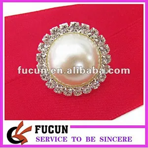 Small round shape pearl rhinestone brooches for wedding invitation