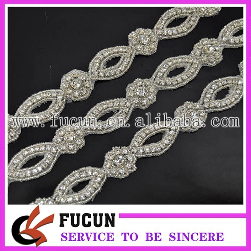 BEADED GLASS CRYSTAL RHINESTONE WEDDING FAUX PEARL GARTER SET APPLIQUE