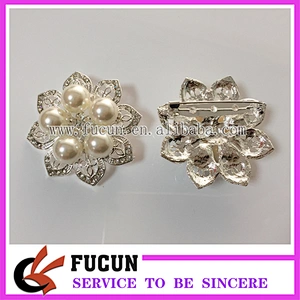 Wholesale Handmade Boutonniere Stick Flower Artificial Pearl Brooch Pins