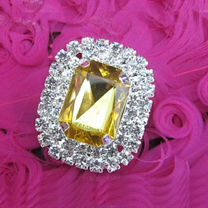 Cheap bulk rectangle design crystal acrylic rhinestone brooch for decoration