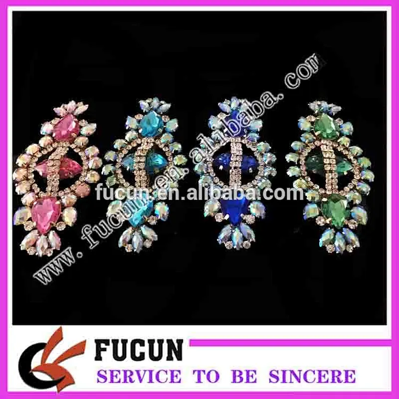 Bulk wholesale new design Large Rhinestone brooch of women for wedding
