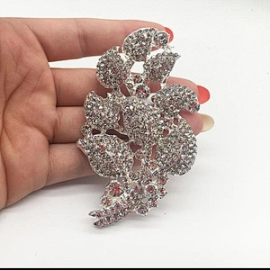 Customized Crystal Rhinestones Wedding Celebration Brooch