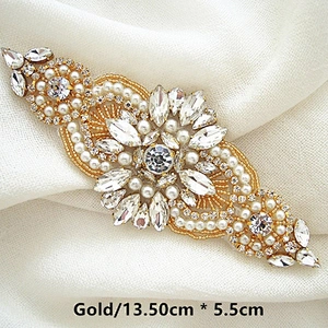 Handmade Bridal Wedding Costume Dress Crystal Rhinestone Flower Patches Applique
