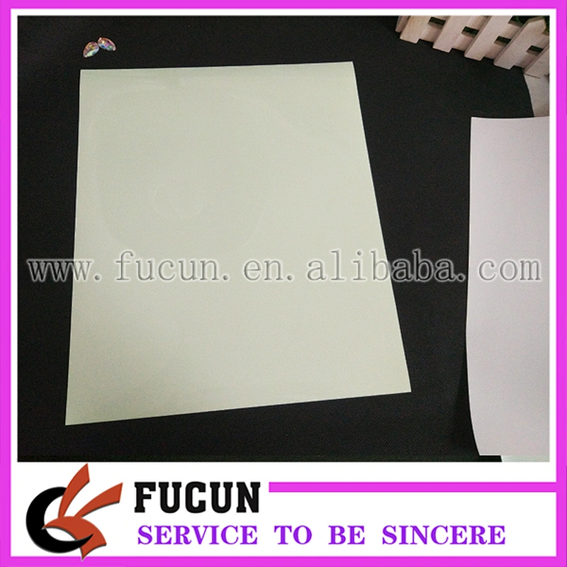 2018 korean quality GLOW IN DARK PU heat transfer vinyl for clothing