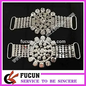 Guangzhou Fucun top quality 11.5cm clear crystal rhinestone bikini connector