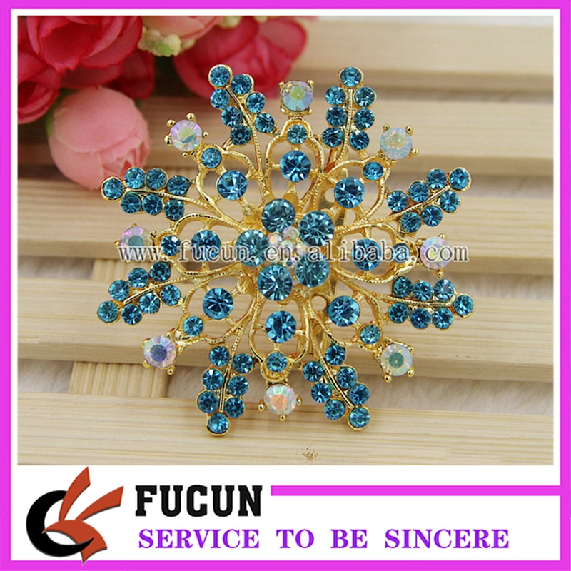 factory bulk flower crystal wedding jewelry gold plated rhinestone brooches for women decoration