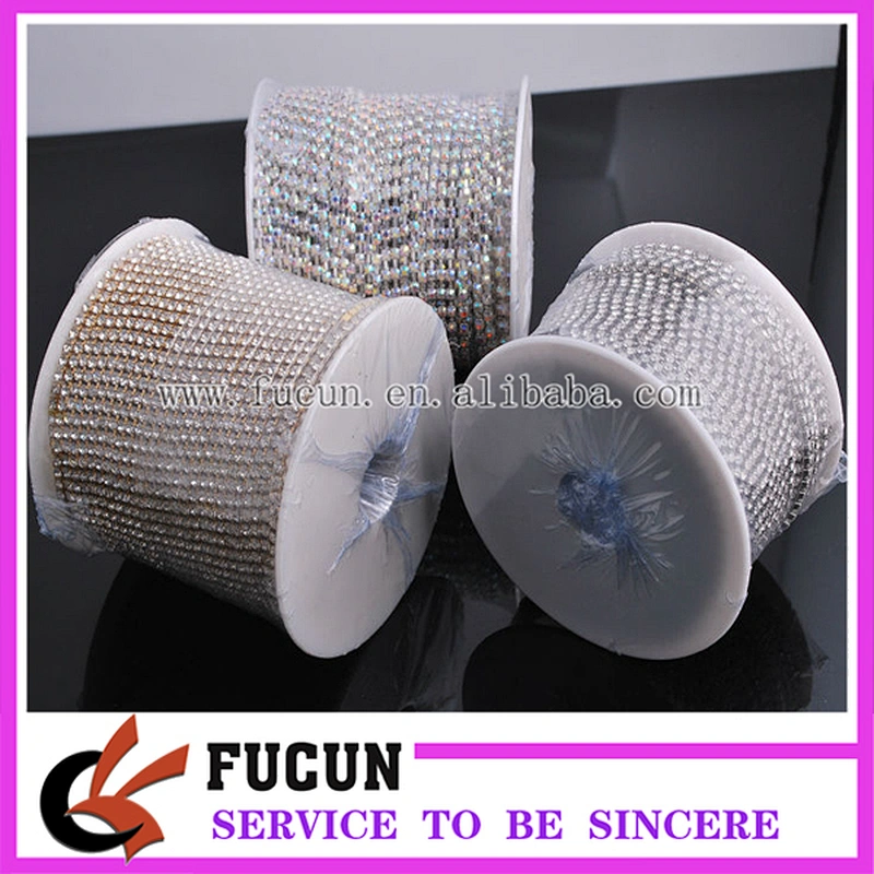 Wholesale wedding jewelry roll gold plated ab crystal close rhinestone cup chain Guangzhou factory