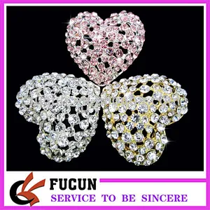 fashion alloy big heart shaped hollow brooch bright crystal brooch pin for women