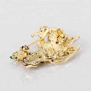 Vintage Rhinestone Deer and sleigh Christmas Holiday Brooch Pin