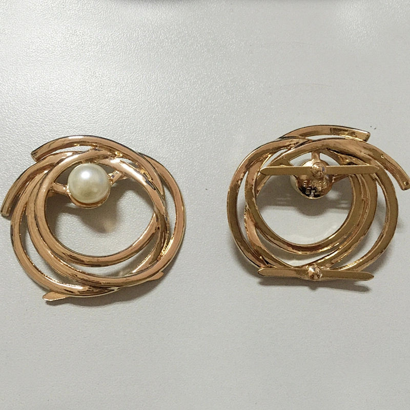 Guangzhou shoe market wholesale round metal and pearls lady sandal shoe decorations shoe buckle