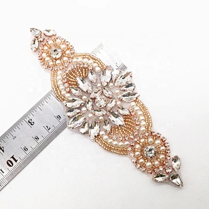 Custom design rhinestone hot fix rhinestone applique patch motif for wedding decors
