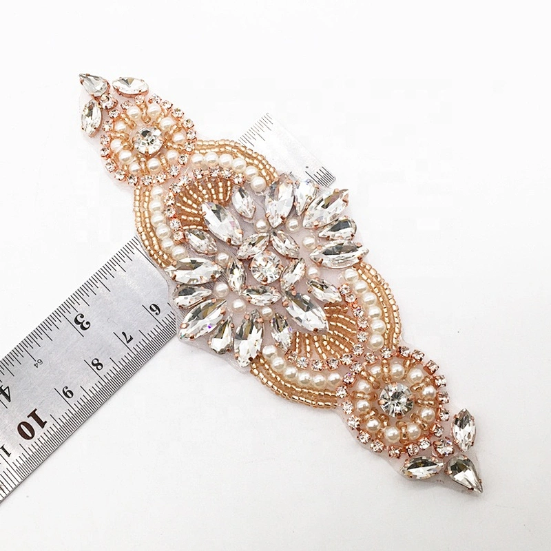 Custom design rhinestone hot fix rhinestone applique patch motif for wedding decors