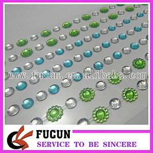 New design love shaped rhinestone sticker