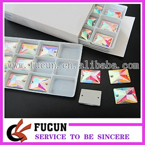 wholesale 16*16mm flatback triangle sew on glass